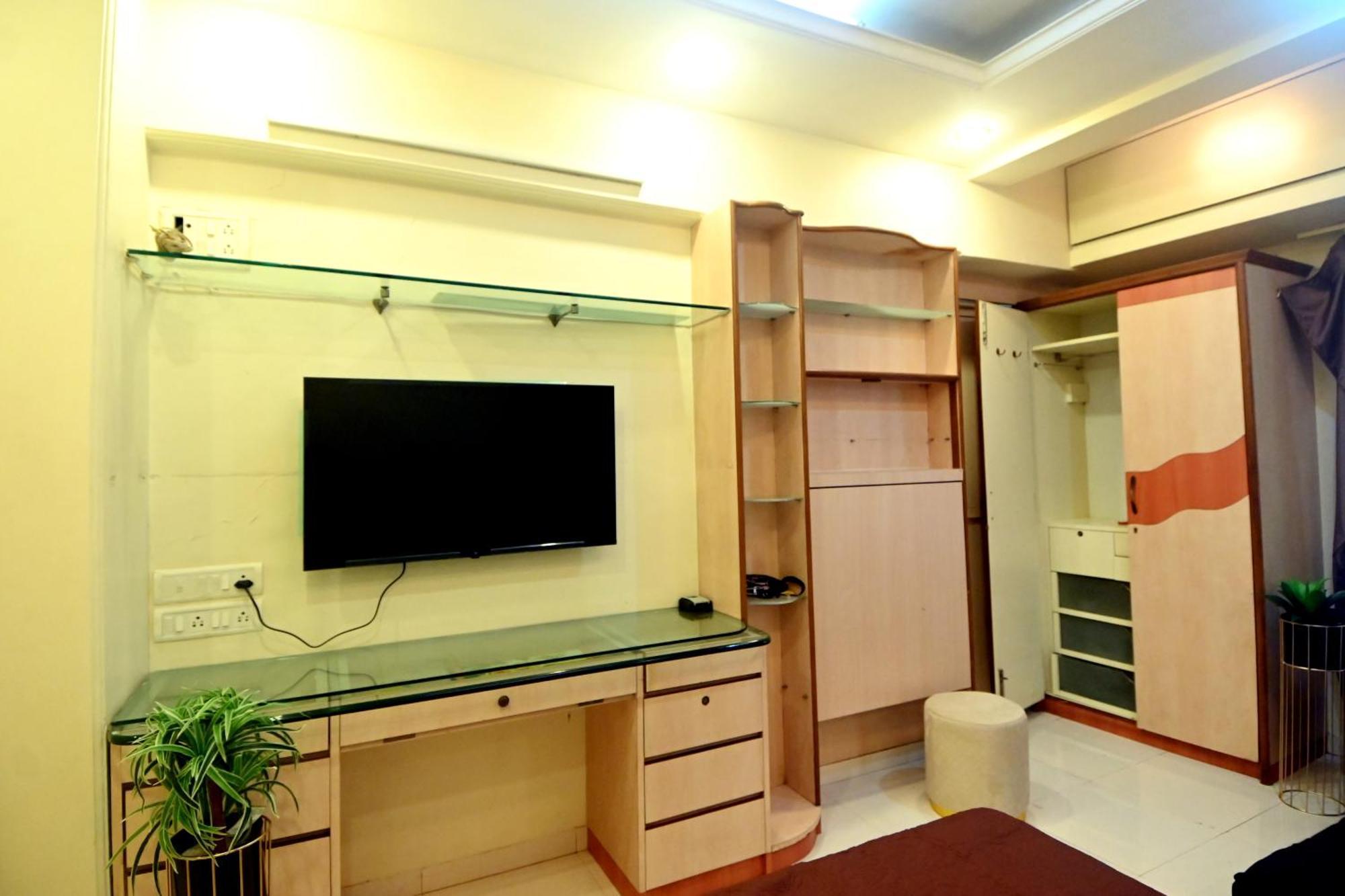 Cosy Studio In Sobo Мумбай Екстериор снимка
